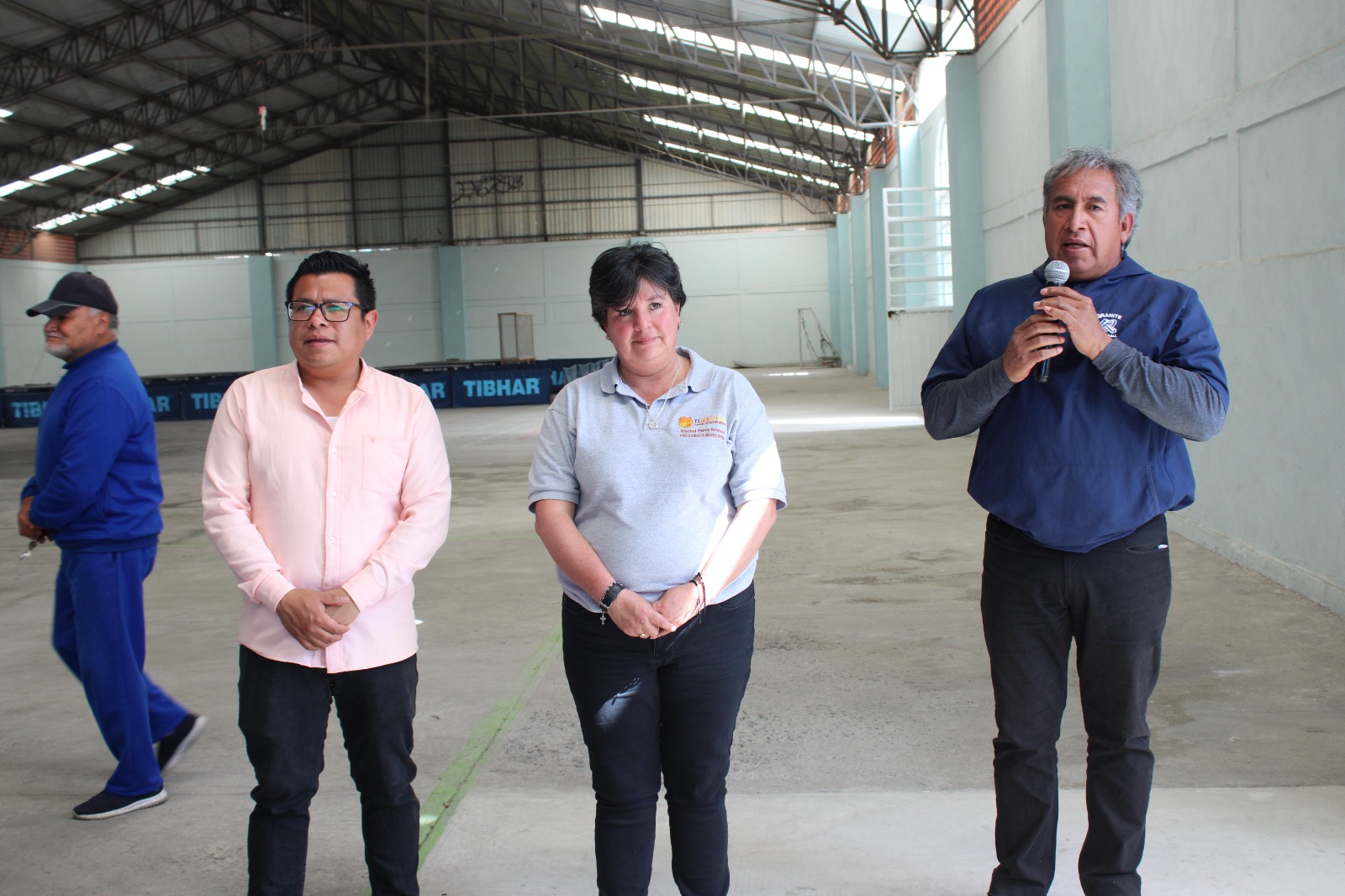 Entrega Maribel Pérez Arenas obras de beneficio social en la capital